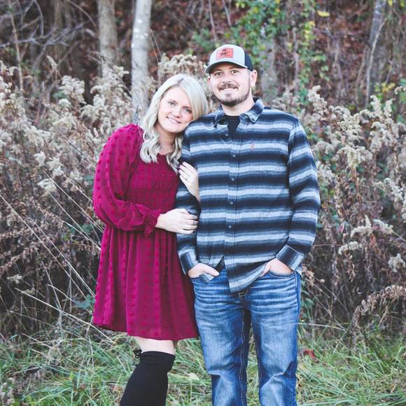 Meet your Posher, Tiffany - Picture 1 of 1